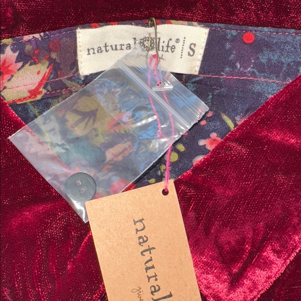 NWT Natural Life Rocky Velvet Button Front Shirt Dress in Cranberry - Picture 9 of 12